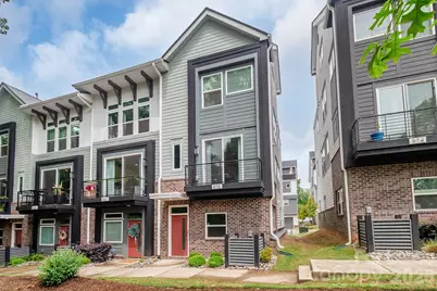 570 W End Drive, Charlotte, NC 28208 - Photo 2