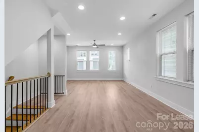 570 W End Drive, Charlotte, NC 28208 - Photo 8
