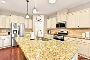 1726 Tailed Hawk Way, Fort Mill, SC 29715 - Photo 8