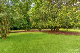 629 Belmorrow Dr, Charlotte, NC 28214 - Photo 34