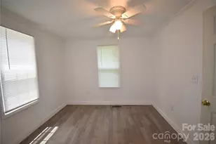 622 Green St Loop, Marion, NC 28752 - Photo 12