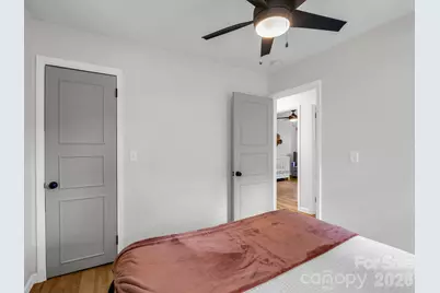 14 Penelope Street, Black Mountain, NC 28711 - Photo 18