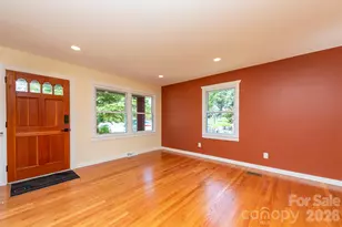 32 Harnett St, Asheville, NC 28806 - Photo 12