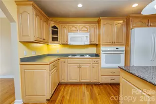 1895 Airport Rd, Marion, NC 28752 - Photo 10