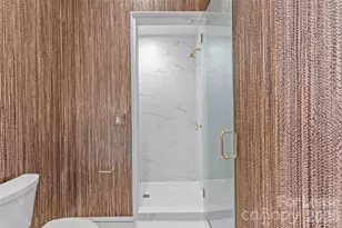 1172 Queens Rd, Charlotte, NC 28207 - Photo 34
