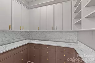 1172 Queens Rd, Charlotte, NC 28207 - Photo 16