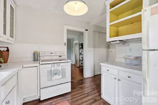 21 Clemmons St, Asheville, NC 28801 - Photo 14
