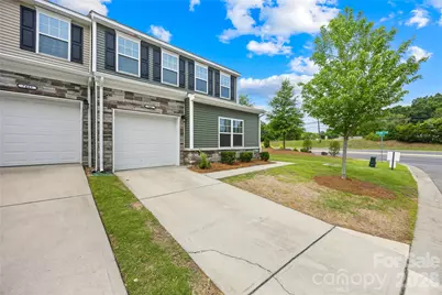 7447 Jane Parks Way, Charlotte, NC 28217 - Photo 2