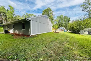 138 Oakhill Dr, Forest City, NC 28043 - Photo 38