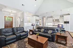 5426 Baker Ln, Lake Wylie, SC 29710 - Photo 6