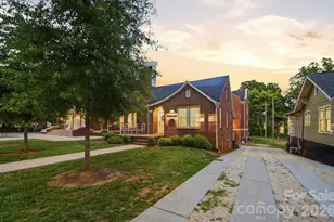 205 Grandin Rd, Charlotte, NC 28208 - Photo 2