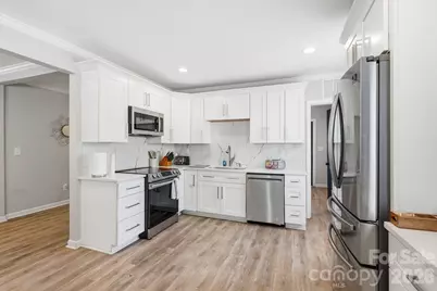 205 Grandin Road, Charlotte, NC 28208 - Photo 10