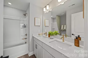 9027 Gulledge Ct, Charlotte, NC 28262 - Photo 10