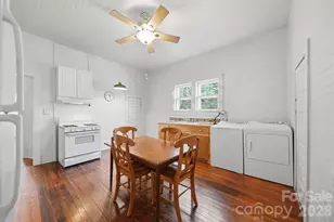 25 Central Ave, Granite Falls, NC 28630 - Photo 8