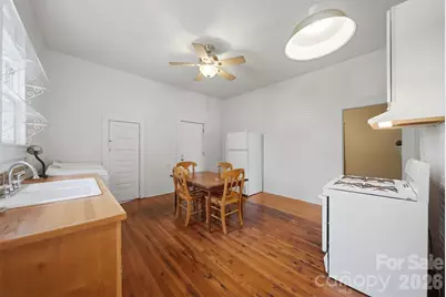 25 Central Avenue, Granite Falls, NC 28630 - Photo 10