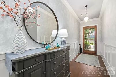 2430 Vail Avenue, Charlotte, NC 28207 - Photo 2