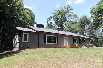 415 High Circle NW, Lenoir, NC 28645 - Photo 2