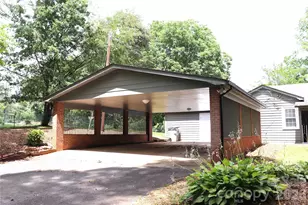 415 High Cir NW, Lenoir, NC 28645 - Photo 6