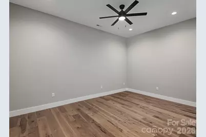105 Sheila Wynne Drive, Hendersonville, NC 28732 - Photo 32