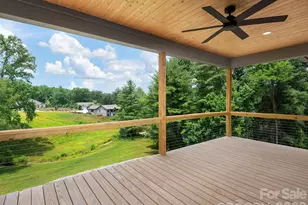 105 Sheila Wynne Dr, Hendersonville, NC 28732 - Photo 18