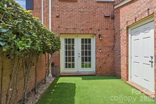 510 N Poplar St, Charlotte, NC 28202 - Photo 20