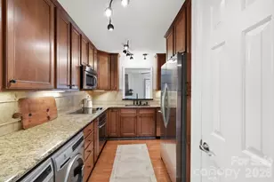 510 N Poplar St, Charlotte, NC 28202 - Photo 12