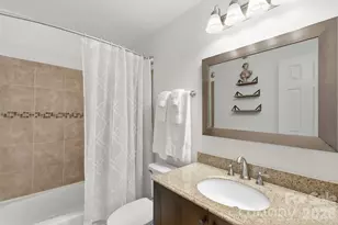 510 N Poplar St, Charlotte, NC 28202 - Photo 16