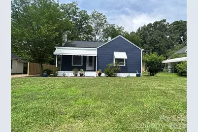 229 E McNeely Avenue, Mooresville, NC 28115 - Photo 1