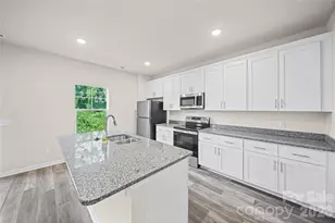 470 Woodberry Dr, Mooresville, NC 28115 - Photo 12