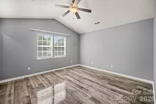 1131 Morning Glory Dr, Charlotte, NC 28262 - Photo 18