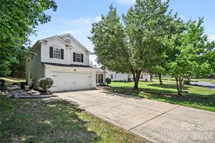 1131 Morning Glory Dr, Charlotte, NC 28262 - Photo 2