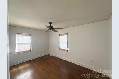 526 W Kingston Avenue, Charlotte, NC 28203 - Photo 8