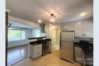526 W Kingston Avenue, Charlotte, NC 28203 - Photo 6