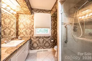 1807 5th St NW, Hickory, NC 28601 - Photo 44