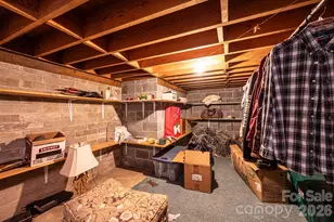 1807 5th St NW, Hickory, NC 28601 - Photo 48