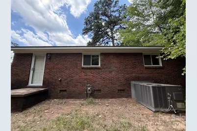 2824 Cedarhurst Drive, Charlotte, NC 28269 - Photo 6