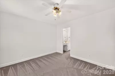 6912 Foxglove Drive, Charlotte, NC 28226 - Photo 34