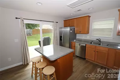 4022 Linsbury Court, Charlotte, NC 28213 - Photo 8