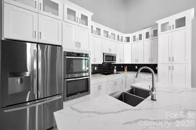 7117 W Sugar Creek Road, Charlotte, NC 28269 - Photo 10