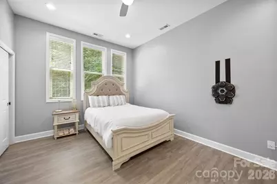 7117 W Sugar Creek Road, Charlotte, NC 28269 - Photo 18