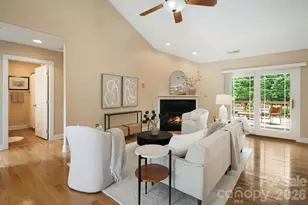 3 Bombay Ct, Candler, NC 28715 - Photo 6