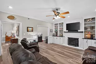 1231 Manicott Dr, Matthews, NC 28105 - Photo 18