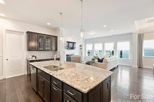 4913 Providence Country Club Dr, Charlotte, NC 28277 - Photo 26