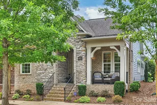4913 Providence Country Club Dr, Charlotte, NC 28277 - Photo 2