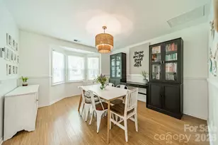 9217 Four Acre Ct, Charlotte, NC 28210 - Photo 4