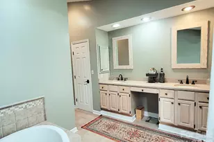 305 E Sondley Dr, Asheville, NC 28805 - Photo 14