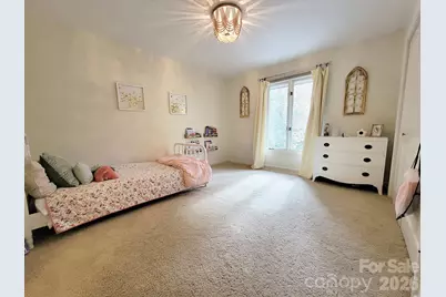 305 E Sondley Drive, Asheville, NC 28805 - Photo 18