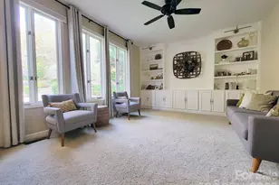 305 E Sondley Dr, Asheville, NC 28805 - Photo 2