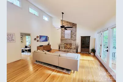 305 E Sondley Drive, Asheville, NC 28805 - Photo 4