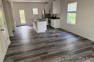 113 Teak Dr, Statesville, NC 28625 - Photo 2